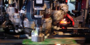 000-mv2c-head-300x150.jpg